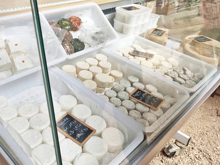 La Ferme du Mornantais, produits fermiers en agriculture biologique à Mornant, près de Lyon | Fromages