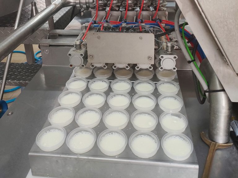 La Ferme du Mornantais, produits fermiers en agriculture biologique à Mornant, près de Lyon | Robot